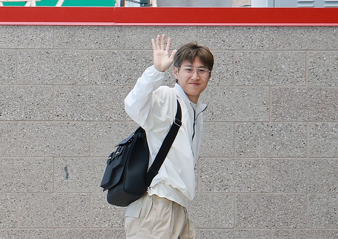공항서 곧장 훈련장으로…<b>이강인</b> <b>합류</b>로 ‘완전체’ 된 홍명보호
