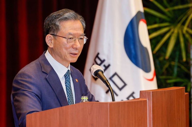 <b>정성호</b> “투표지 부족 혼란 틈탄 부정선거 음모론…<b>단호 대응</b>”