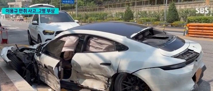 갓길 순찰차까지 덮치고 멈췄다…CCTV 찍힌 키움 이용규 만취 차량