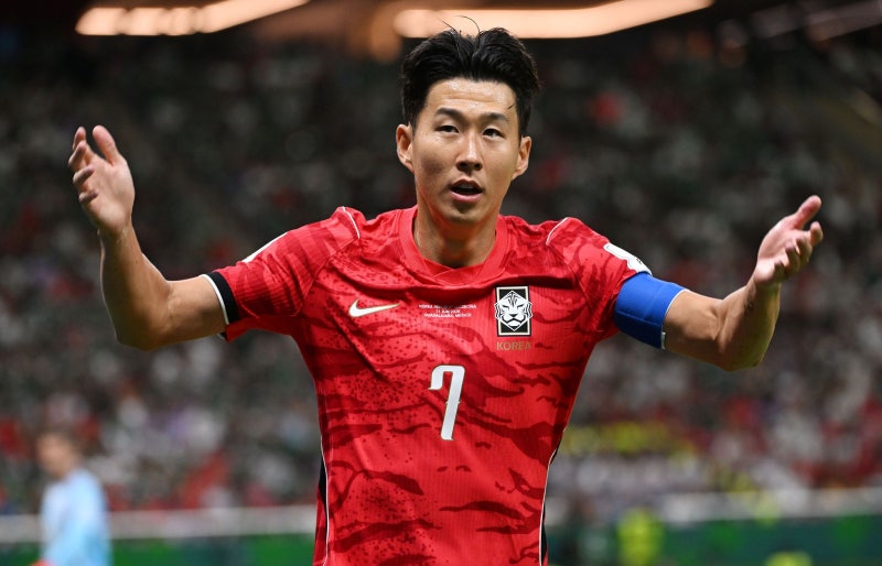 “저는 한 거 없다”는 손흥민 감싼 김승규 “체코전 숨은 주역”