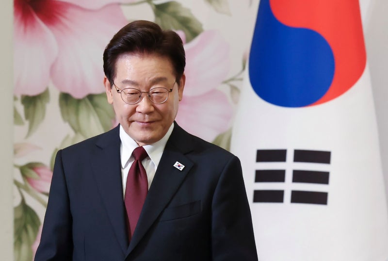 [속보] 李<b>대통령</b> “중동 <b>협상타결 환영</b>…국제사회 공조해 필요역할 수행...