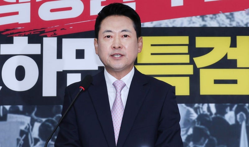 장동혁, 엿새만에 퇴원 후 복귀 “당대표 거취는 당원이 결정”