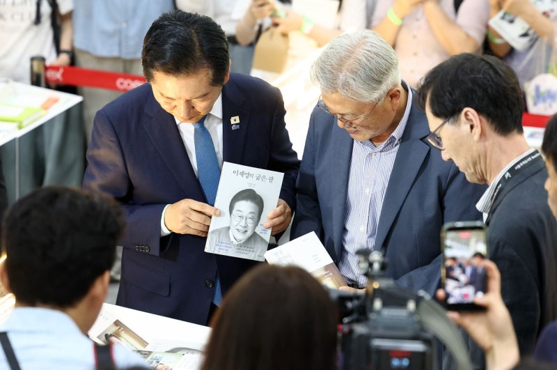 [사설] 정청래 사퇴 ‘명·청 대전’ 과열, 권력다툼에 민생 소홀 없어야