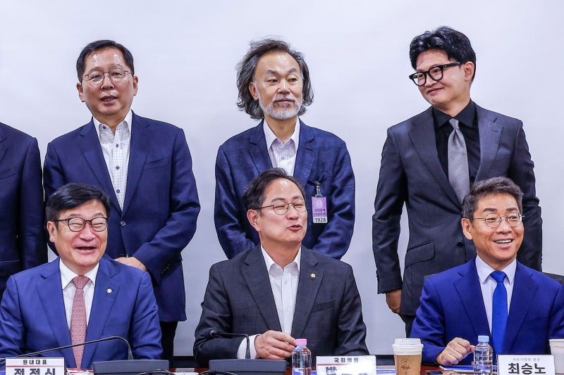 [사진] 정점식·한동훈 한자리에