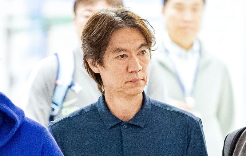 <b>홍명보</b>, 귀국 이틀 만에 <b>미국행</b>…“언젠가는 이야기 잘 나올 것”