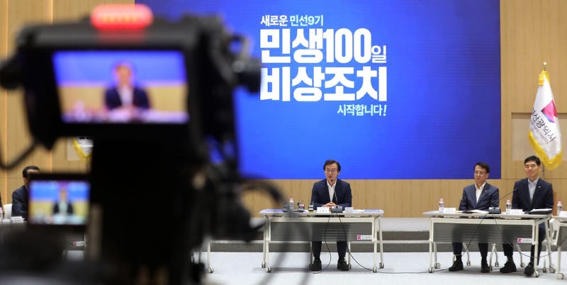 지자체장도 유튜브 생방 ‘ON’…지방으로 퍼지는 李 공개행정