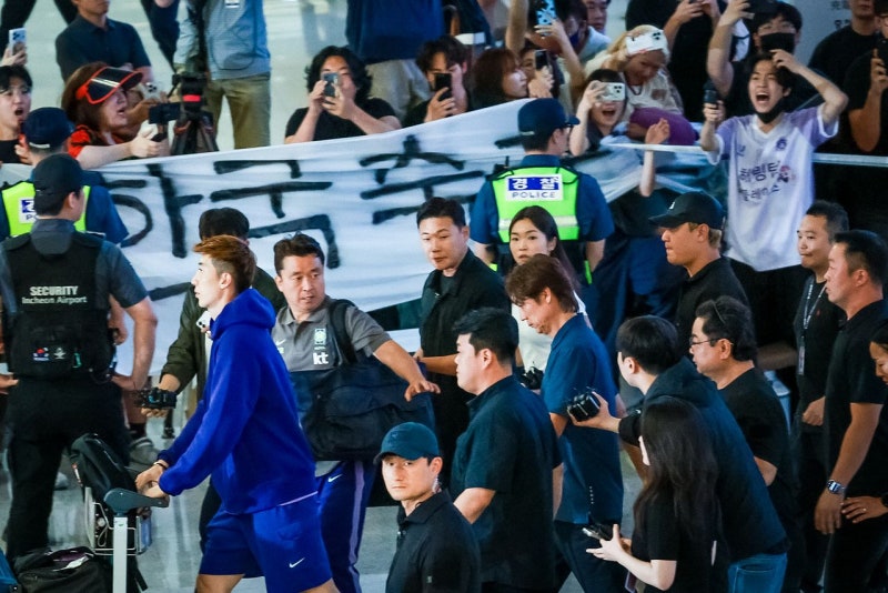외신도 주목한 ‘홍명보 美재출국’ 이유…“살해 위협 받았다”