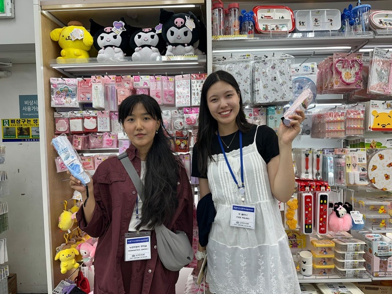 “냉면 주문하며 덜덜 떨어”…비오는 날 홍대 누빈 이들 정체