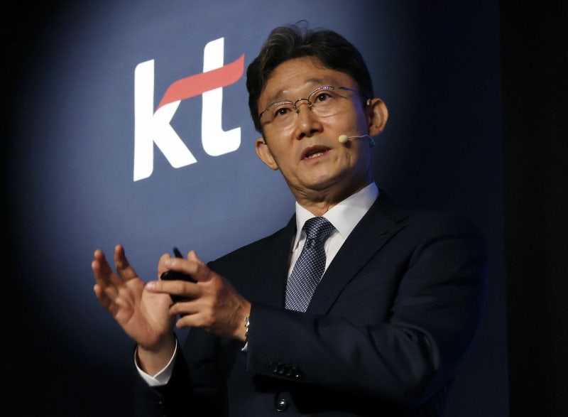 “AI 전환” 속도내는 KT, 5년간 18조원 쏟아붓는다