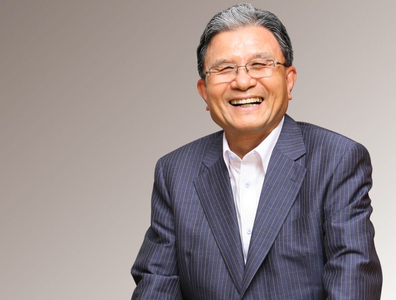 [사랑방] 강병중 회장, 부산대에 주식 100억 기부