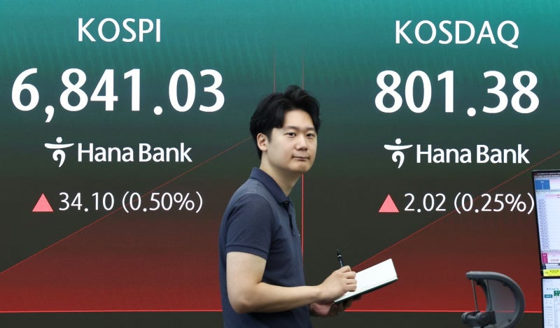 [속보] 급락장에 <b>코스닥</b> 매도 <b>사이드카 발동</b>