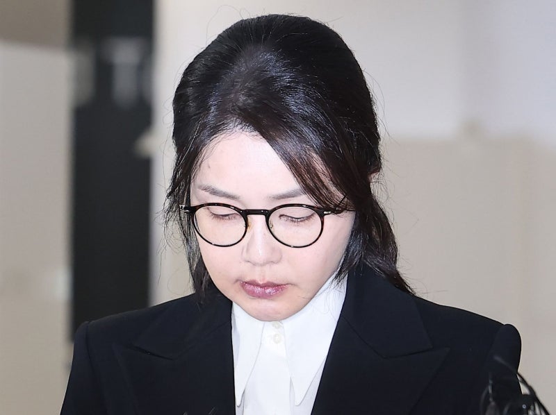 [속보] '관저이전 의혹' <b>김건희</b>, 종합<b>특검</b> 피의자 조사 <b>출석</b>