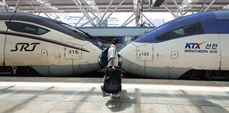 [사진] KTX·SRT 오늘부터 통합 앱서 예매