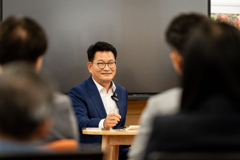 ‘宋 지지자 2픽’ 노리는 김민석, 정청래는 투표율 낮으면 유리