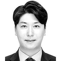 [프리즘] 착한 주유소 키우되, 시장 퇴로도 열 때