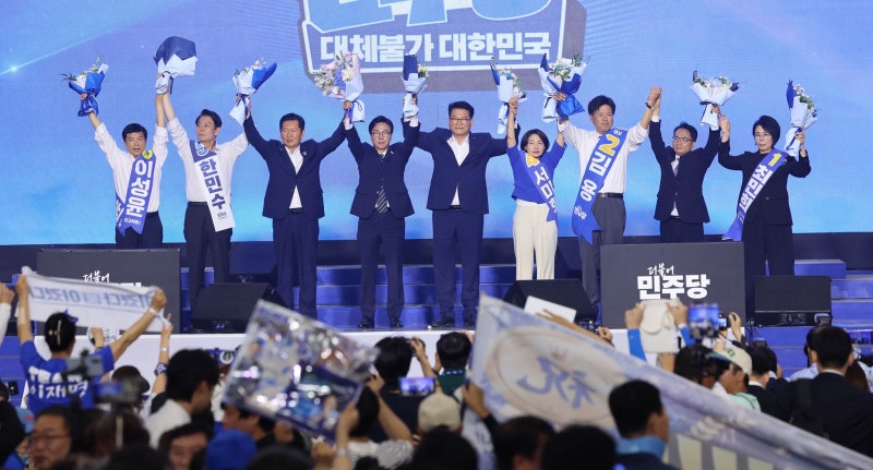 [속보] 與 <b>수석대변인</b>에 <b>박성준</b>…대표 비서실장에 김태선