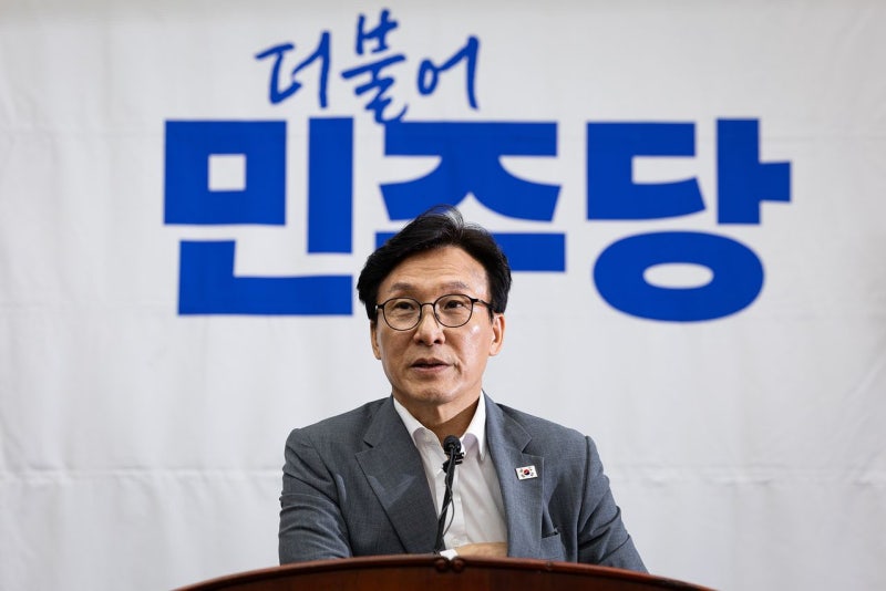 [속보] <b>김민석</b> “<b>비거주 1주택자</b>, 부득이한 사유 폭넓게 인정해야”