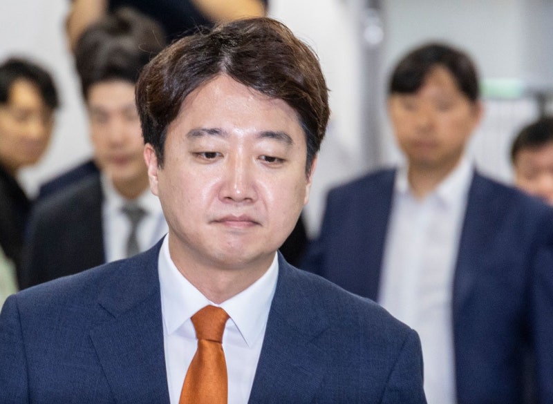 [단독] “천하람 국힘 합류” 말까지…<b>이준석</b> <b>사퇴</b> 뒤엔 폭발 직전 ‘내...