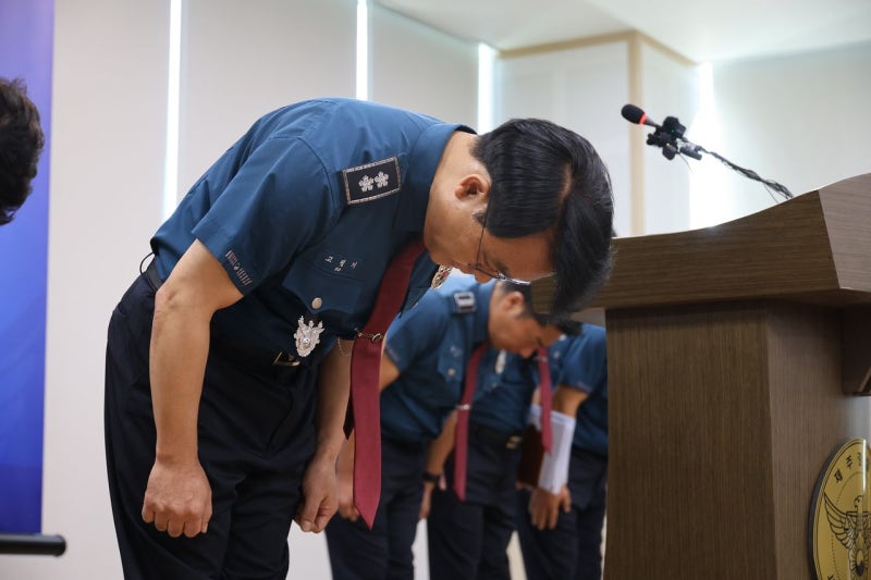 [사진] ‘부 경장 사건’ 고개 숙인 제주경찰청장