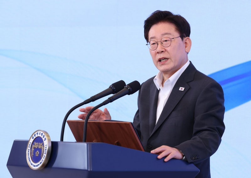 靑 ‘<b>조희대</b> 제청’ 손봉기 반려…“대법관 <b>재제청</b>하라”