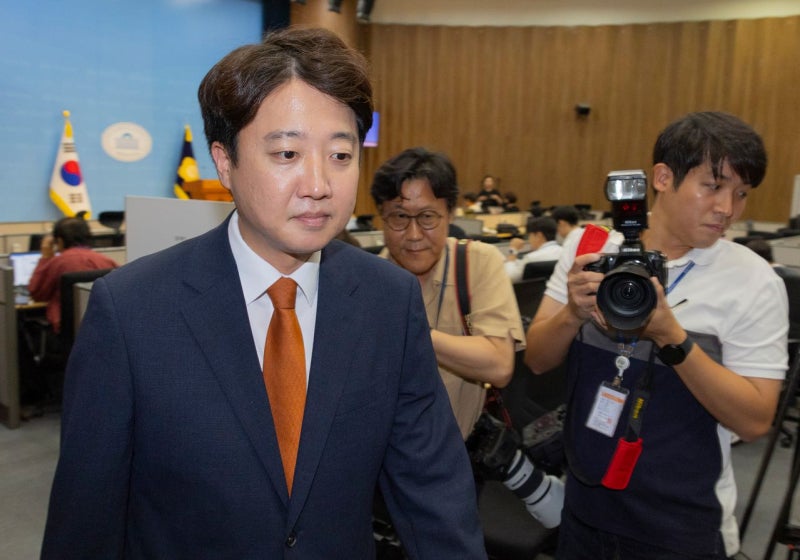 이준석, <b>용혜인 지명</b>에 “꼴페미 왜 또…차라리 종북을 하시라”