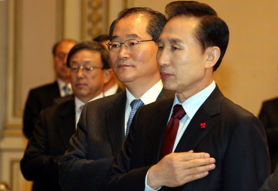 MB “노무현을 지켜라”…임채진 검찰총장 유임시키며 한 말