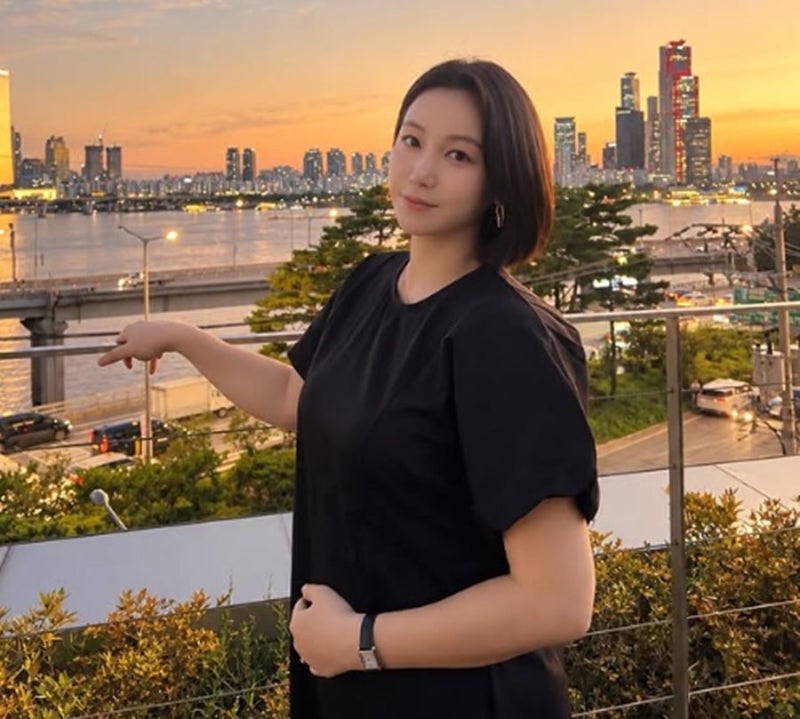 <b>김옥빈</b>, 결혼 10개월 만에 <b>임신 소식</b>…“출산 준비 중”
