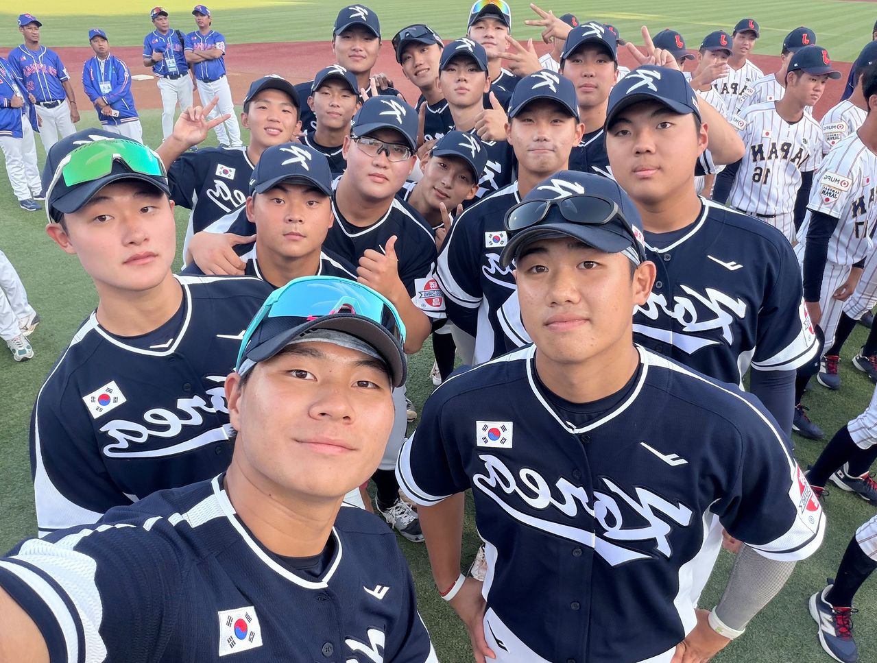 한국 <b>청소년</b> 대표팀, ‘<b>아시아</b> 최강’ 일본에 짜릿한 역전승…하현승 3...