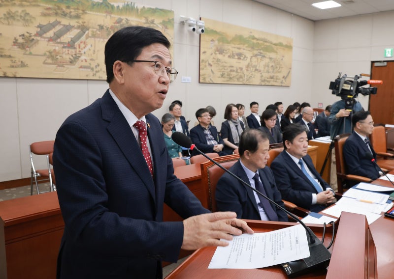 [속보] 최교진 “<b>수시 원서접수</b> ‘<b>먹통</b>’ 구제 대상 250명가량”