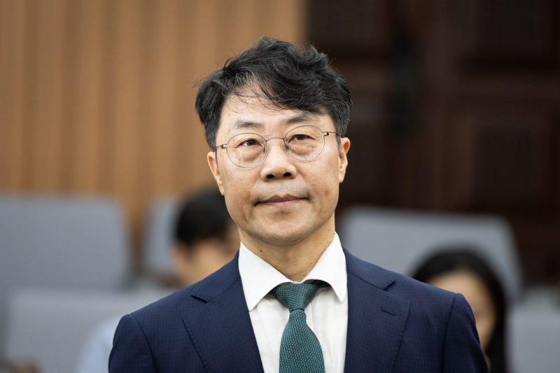 [속보] 김성수 대법관 후보자 임명동의안, <b>국회 본회의 통과</b>