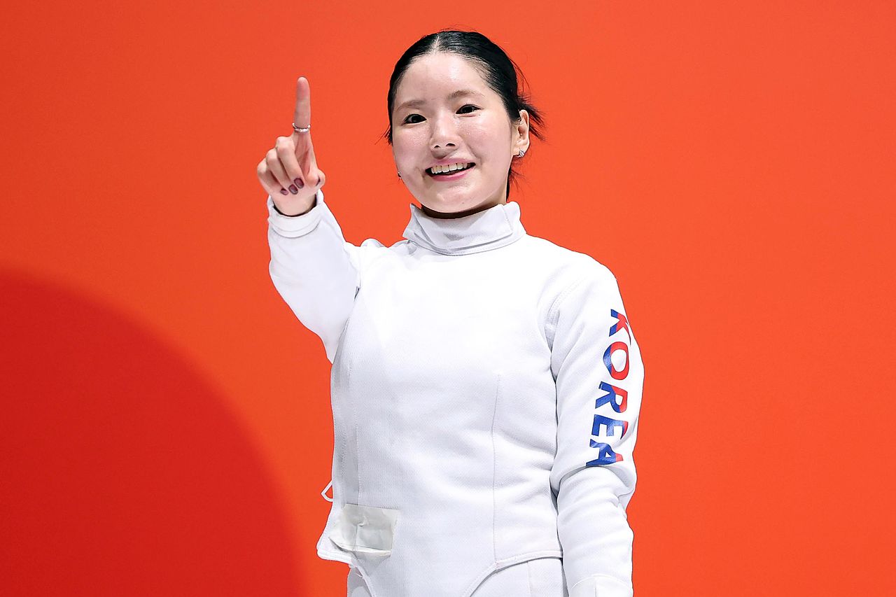 짧은 팔의 역습