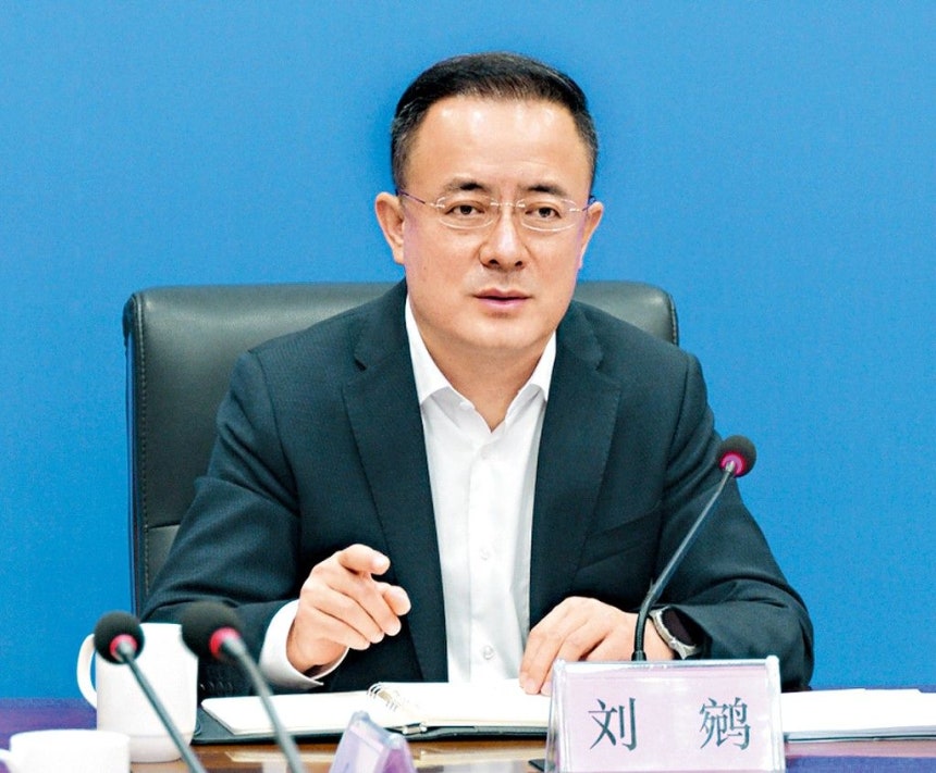 자진 사퇴한 류위안 신저우시장. 사진 성도일보 