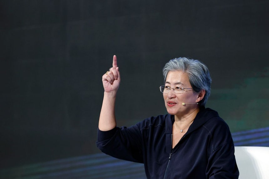 리사 수 AMD CEO가 7일 오후 서울시 용산구 드래곤시티에서 열린 AMD 게이머 데이 행사에서 참석자들의 질문에 답하고 있다.뉴스1