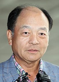 15년 추적에 백기…’체납왕’ 권혁, 밀린 세금 3938억 다 낸다