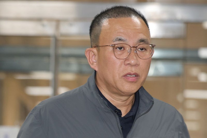 윤석열 무죄 준 판사, 오세훈 본다…관건은 여론조사 대납