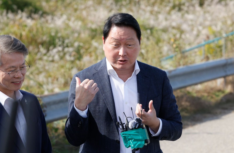 [속보] <b>최태원</b> “<b>호남 반도체</b> 빠른 속도로…규모는 용인 3분의 2”