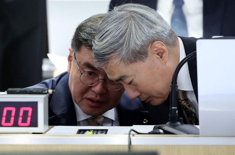 “레버리지 ETF 경고 못해 송구”…첫 국감장서 고개 숙인 신현송