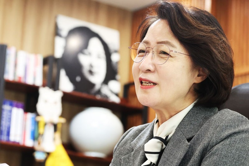 <b>추미애</b> “정치적 화형 당하더라도 <b>소방</b> 재정 문제 해결하겠다”
