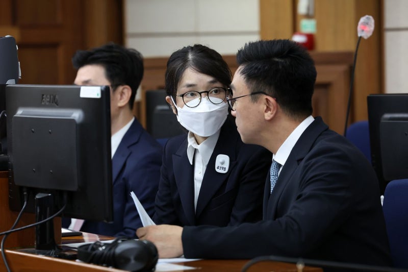 [속보] 대법, <b>김건희</b> 추가 <b>구속</b>영장 발부…“증거인멸·도망 염려”