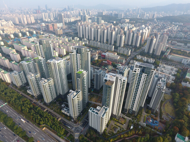 올해 주택 거래량 중 ‘증여’ 비중 9.0%…역대 최고