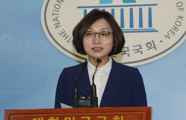 <b>은수미</b> 전 성남시장 징역 2년 확정…뇌물수수 혐의