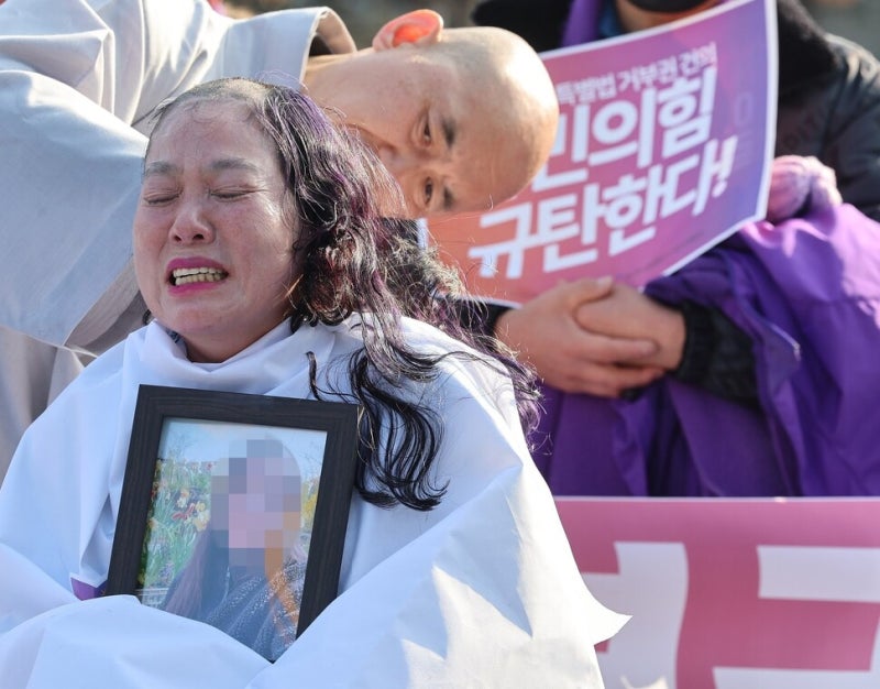 국힘, 윤 대통령에 ‘이태원 <b>특별법</b>’ <b>거부권</b> 행사 <b>건의</b>하기로