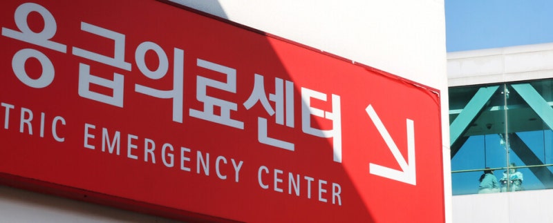 <b>대통령실</b> “2천명도 부족…의대증원 돌이킬 수 없다”