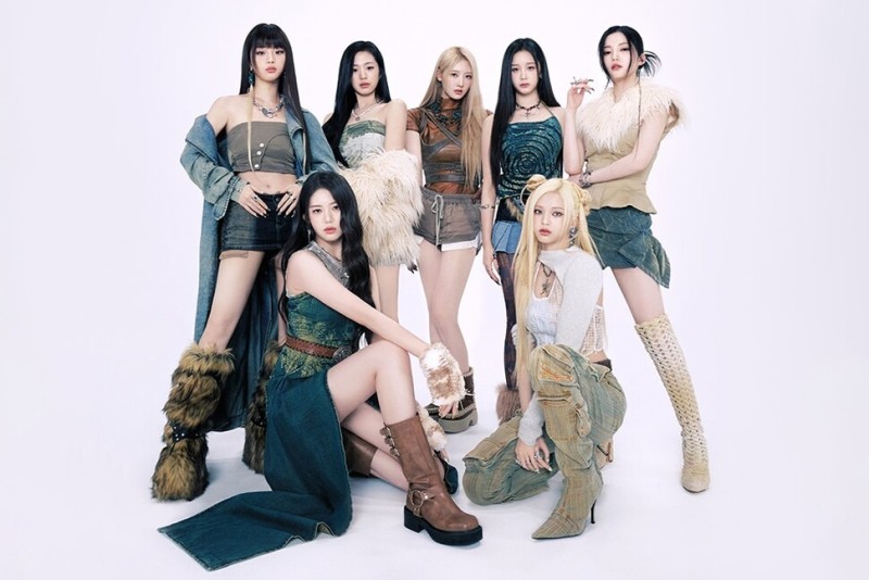 ‘7인조’ <b>베이비몬스터</b> “괴물 신인 되고파”