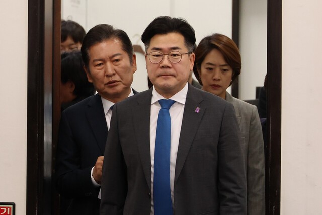 민주당 ‘1주택자 종부세 폐지’ 간보기?…‘친명’ 박찬대, 총대 멨나