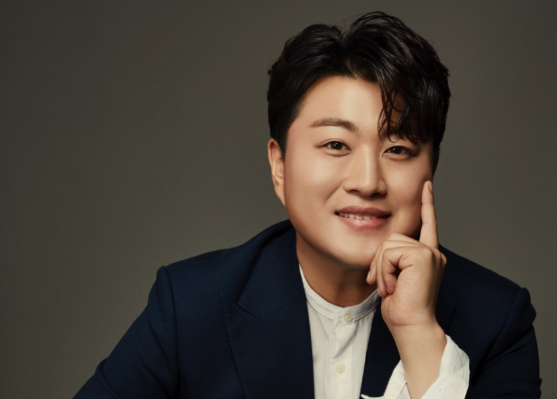<b>김호중 소속사 대표</b> “대리 출석 내가 지시…음주는 아냐”