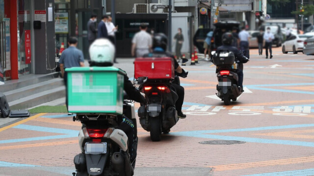 배달 오토바이들의 모습. 연합뉴스