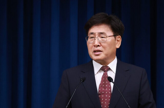 윤 대통령, 과기부<b>장관</b> 후보에 <b>유상임</b> 교수 지명