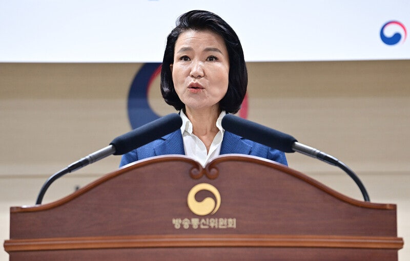 <b>이진숙 탄핵안</b> 내일 <b>발의</b>…“윤 대통령 거수기로 방송 장악”