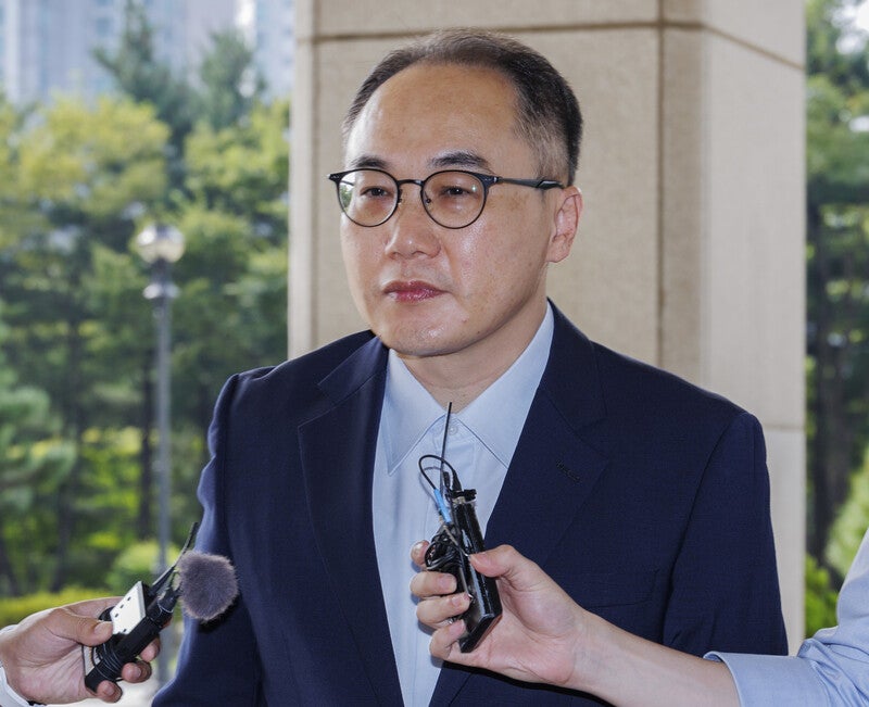 <b>이원석</b> ‘김건희 <b>명품백</b>’ 수심위 회부…“알선수재·변호사법 위반 포...